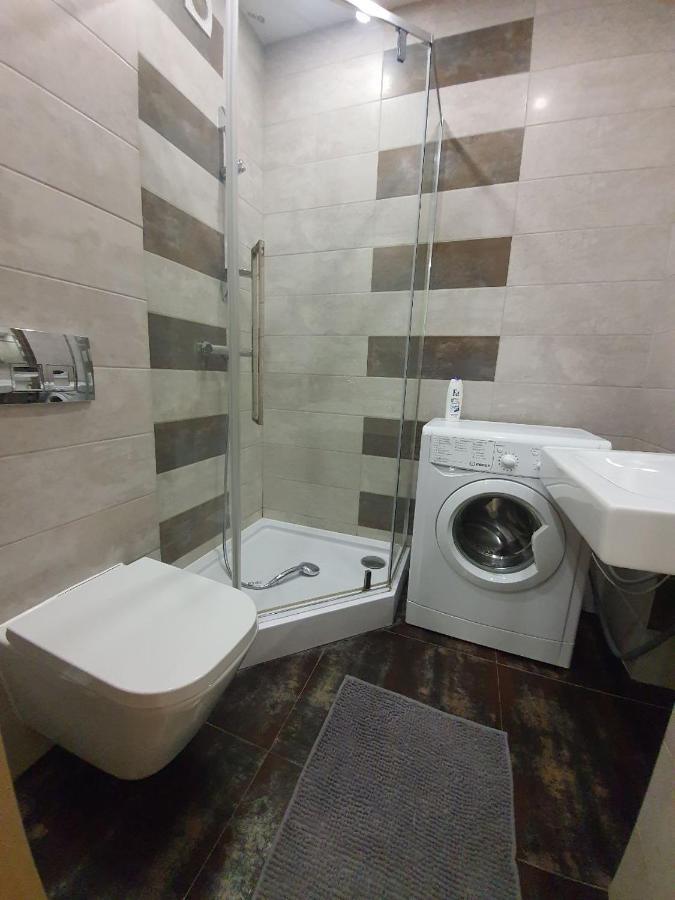 Avalon На Чорновола Appartement Lviv Buitenkant foto